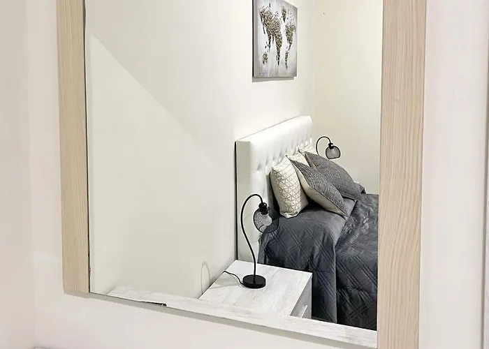 Magenta Apartment